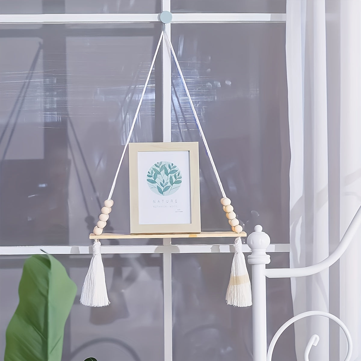 Estantería Colgante Boho de Madera con Macramé y Flecos