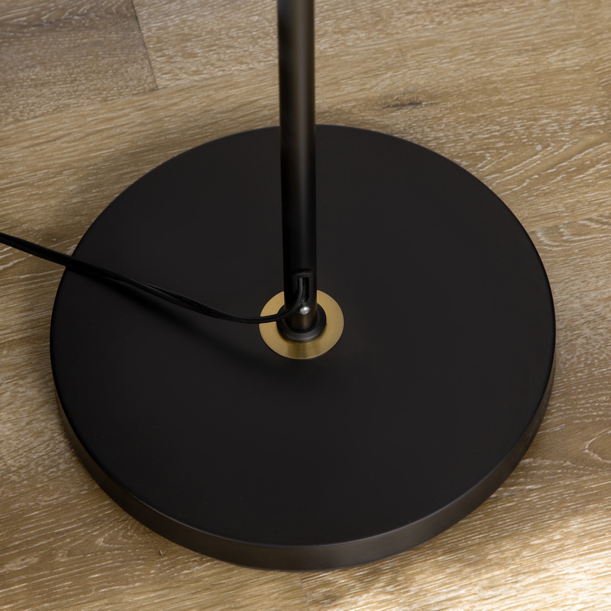 Lámpara de Pie Ajustable HOMCOM para Salón y Dormitorio