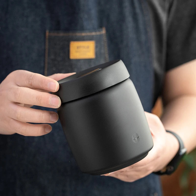 Vacuum-sealed stainless steel coffee container 