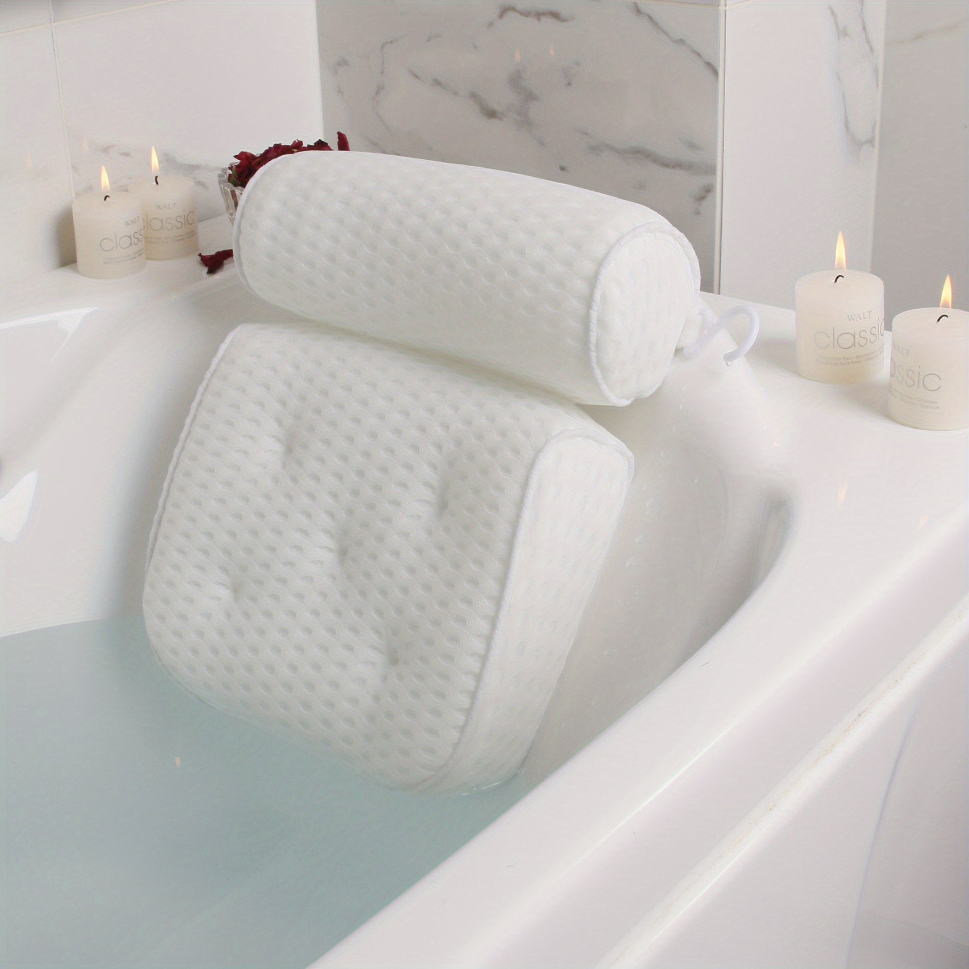 Non-slip bath pillow with neck support 